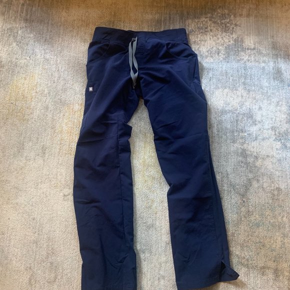 Figs Kade™ Cargo Scrub Pants - Small - Navy Blue - Picture 2 of 3